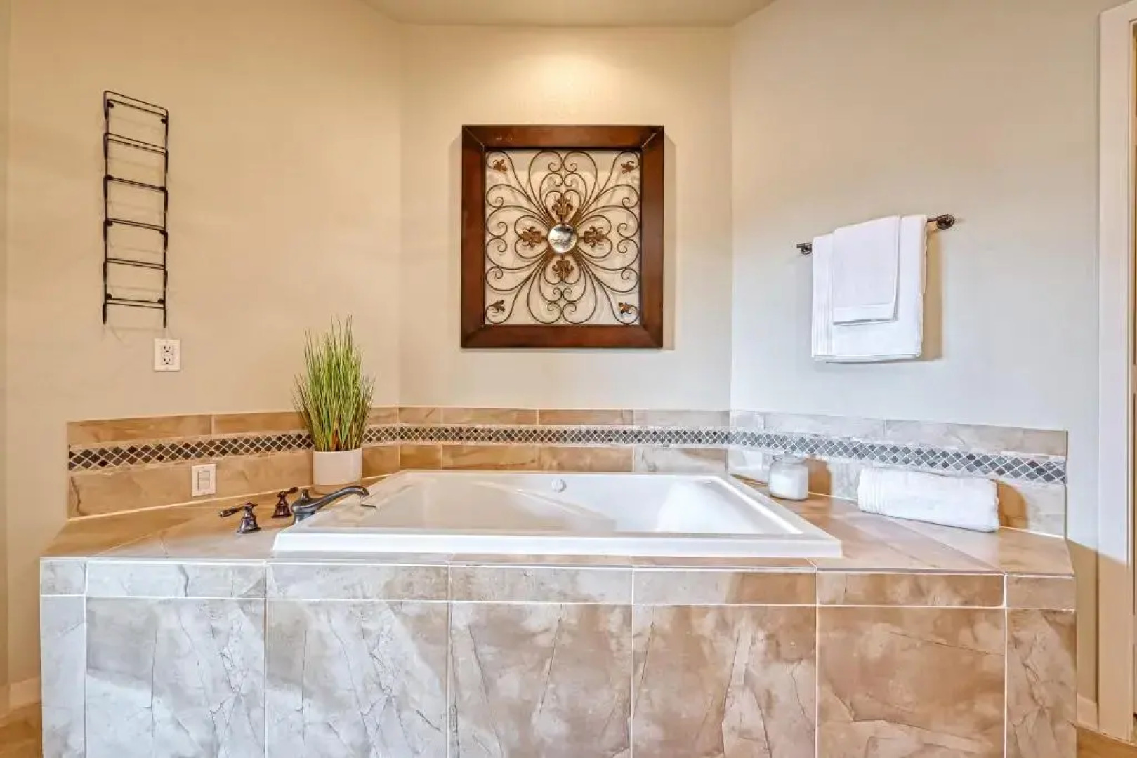 Summertime Near Kemah, Waterfront, Hot Tub, Game, Fishing