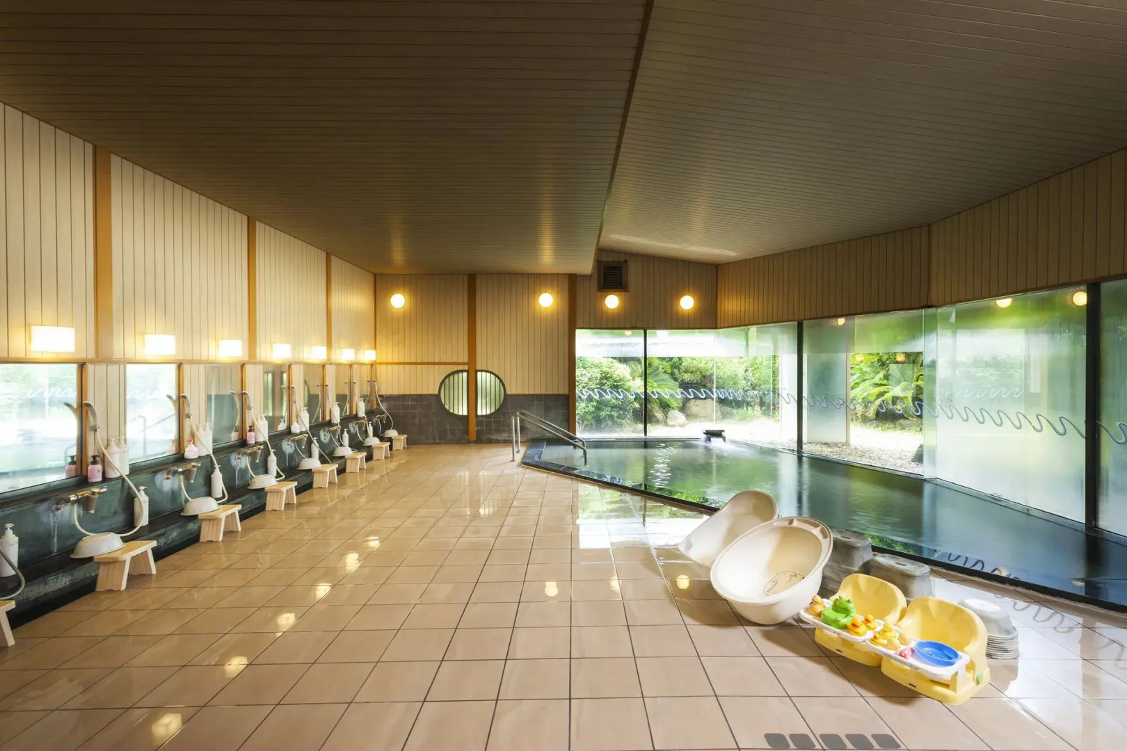 Kamogawa Sea World Hotel