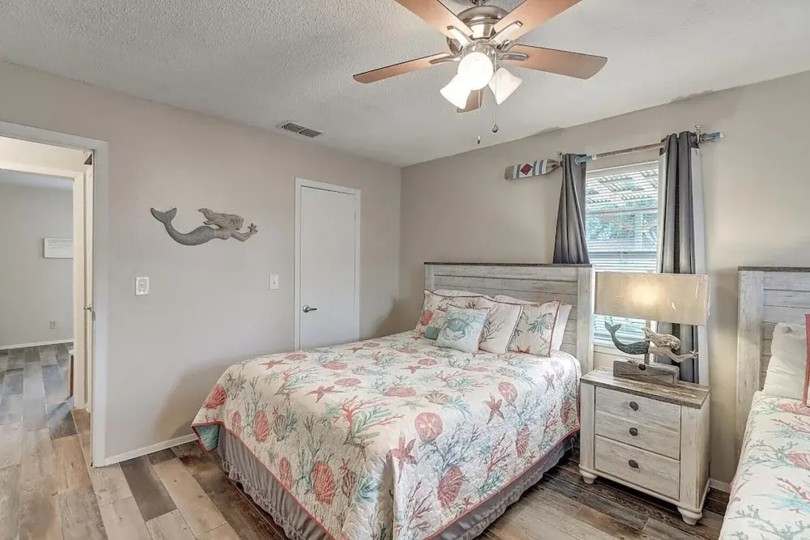 Mermaid's Landing 2 Bedroom Cottage by RedAwning