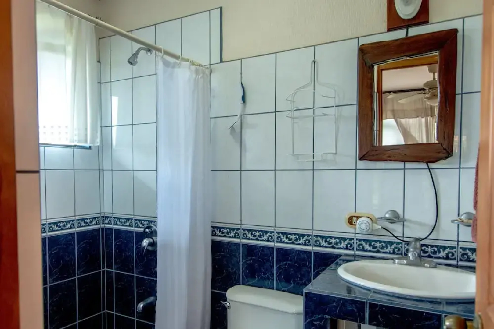 "Modern 2br Casa Calmarse W Mountain View"