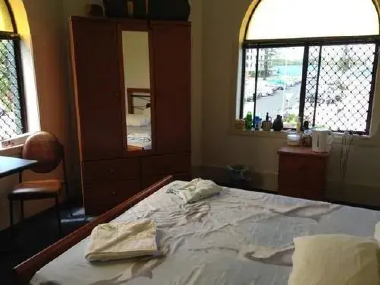 Australian Hotel