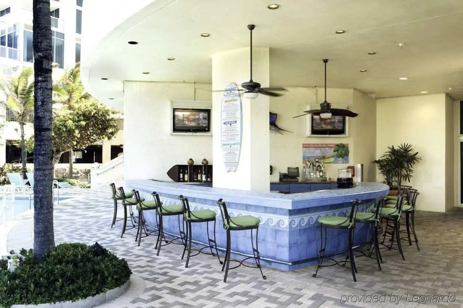 DoubleTree Resort & Spa by Hilton Ocean Point-N. Miami Beach