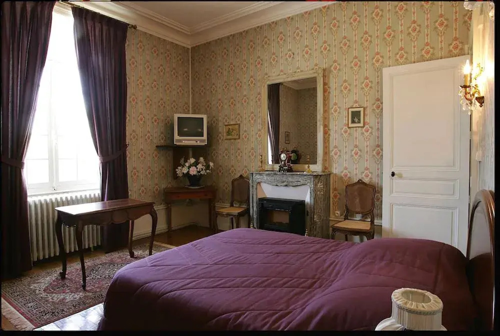 Au Chateau de Montbraye