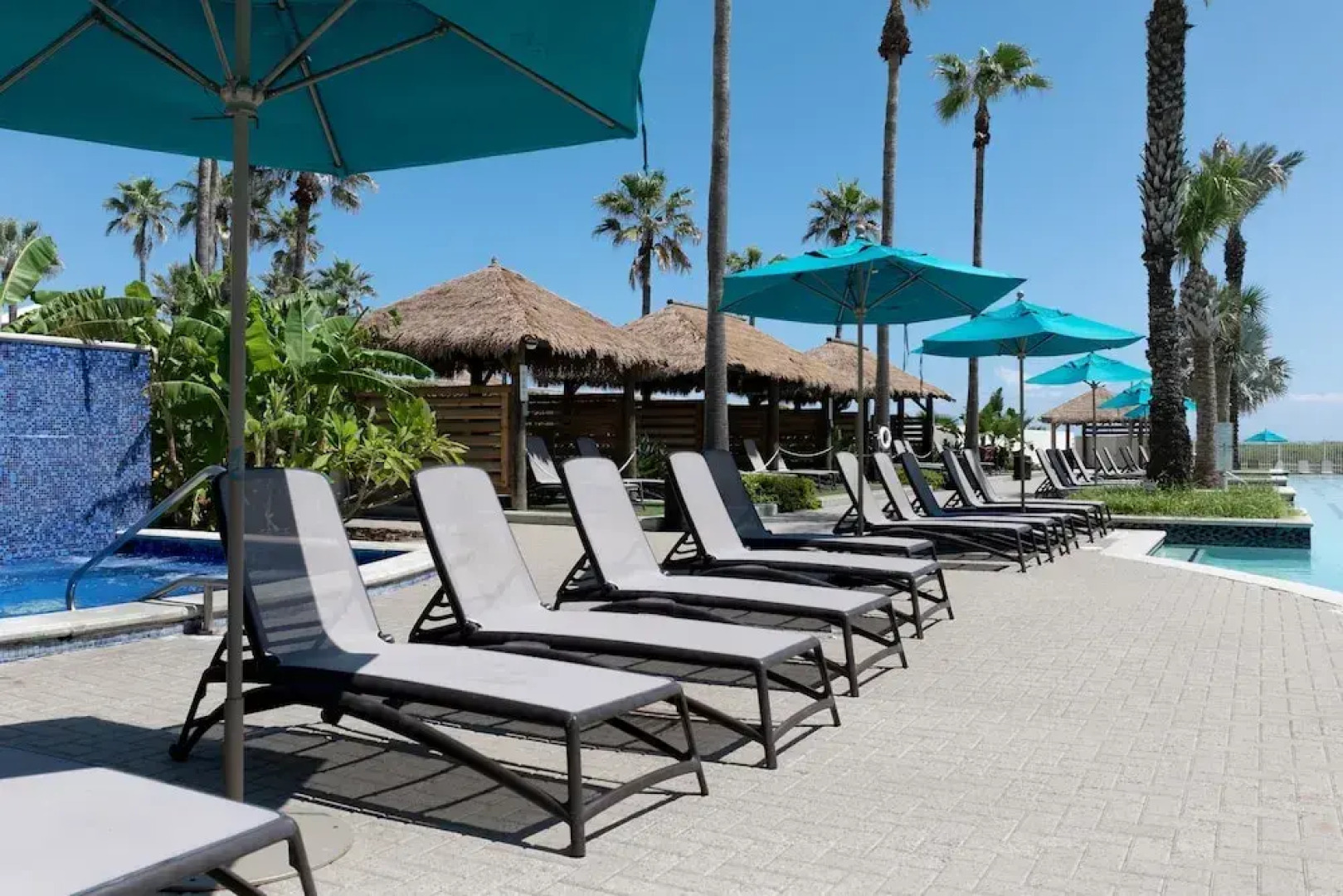 Sapphire Condo & Spa Unit # 406 3 Bedroom Condo