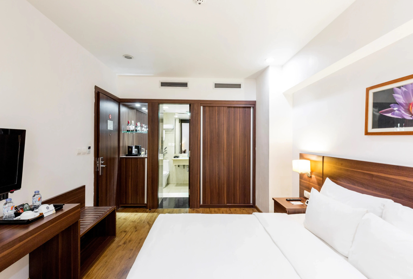 Authentic Hanoi Boutique Hotel