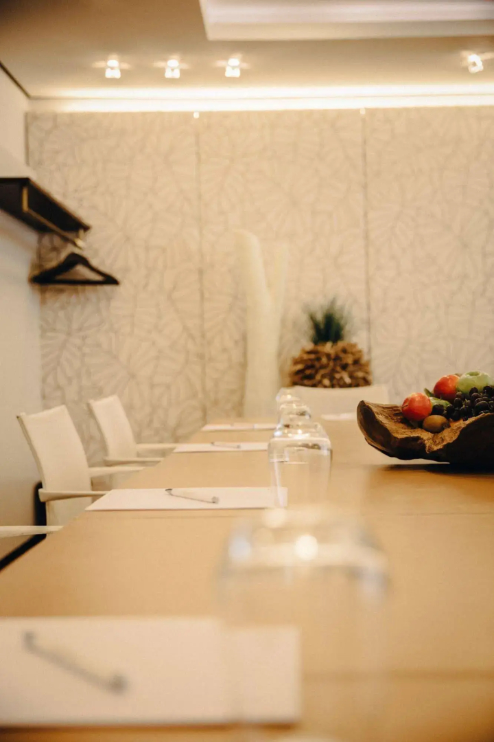 Iris Porsche Hotel & Restaurant