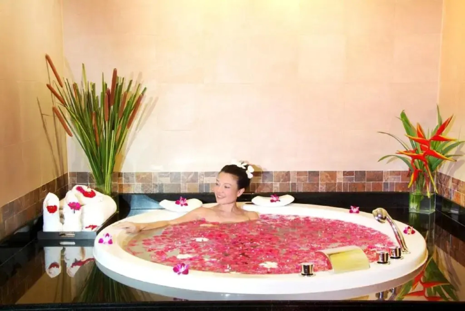 Grand Pacific Sovereign Resort & Spa