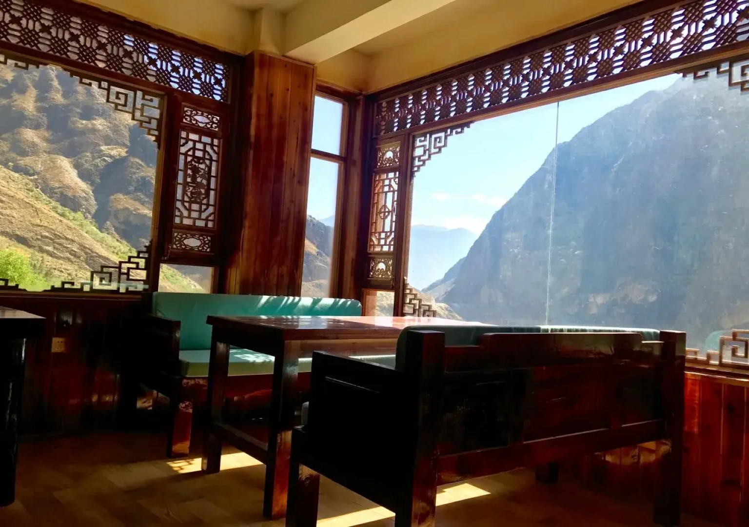 Tibet Guset House Tiger Leaping Gorge Shangrila