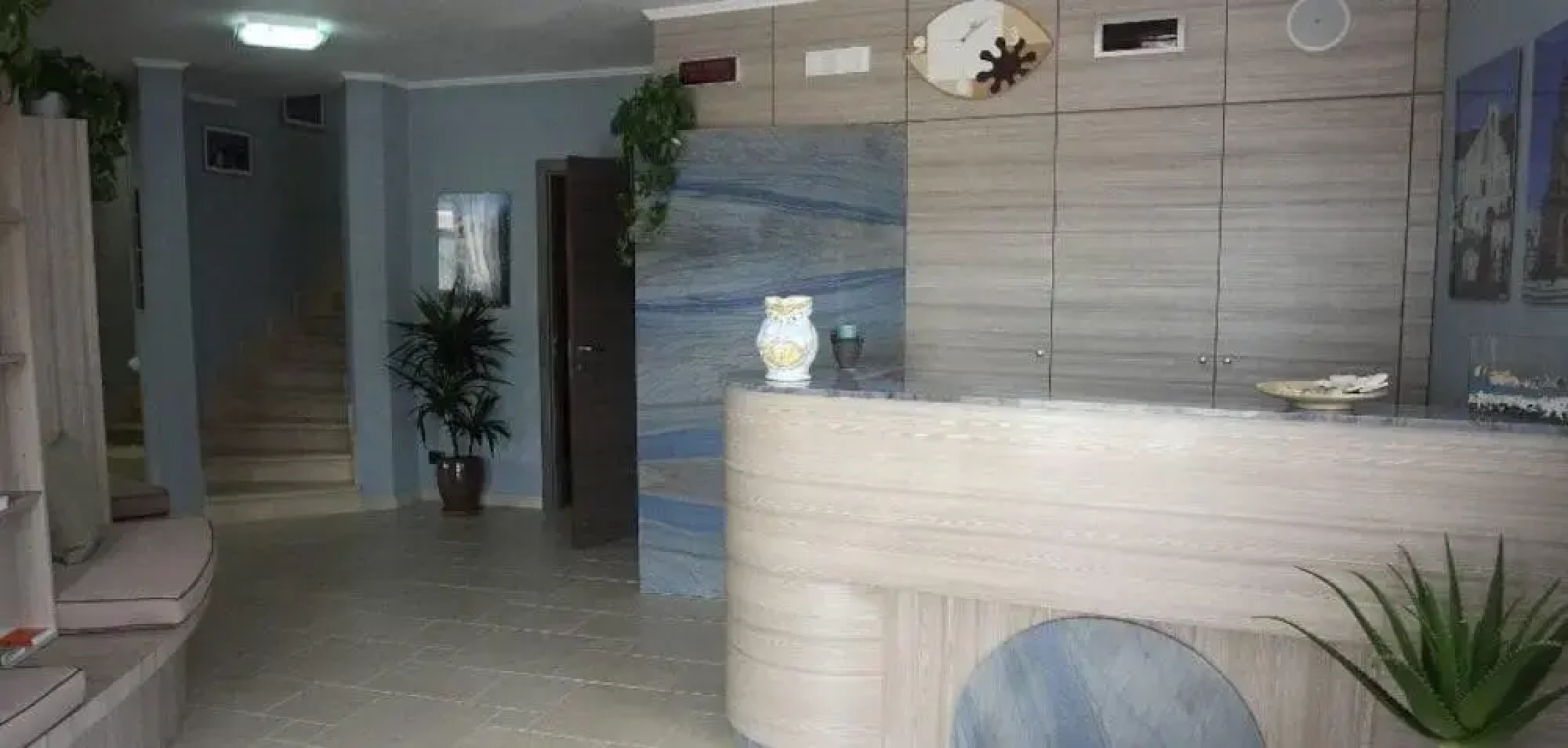 La Maison Rouge Resort