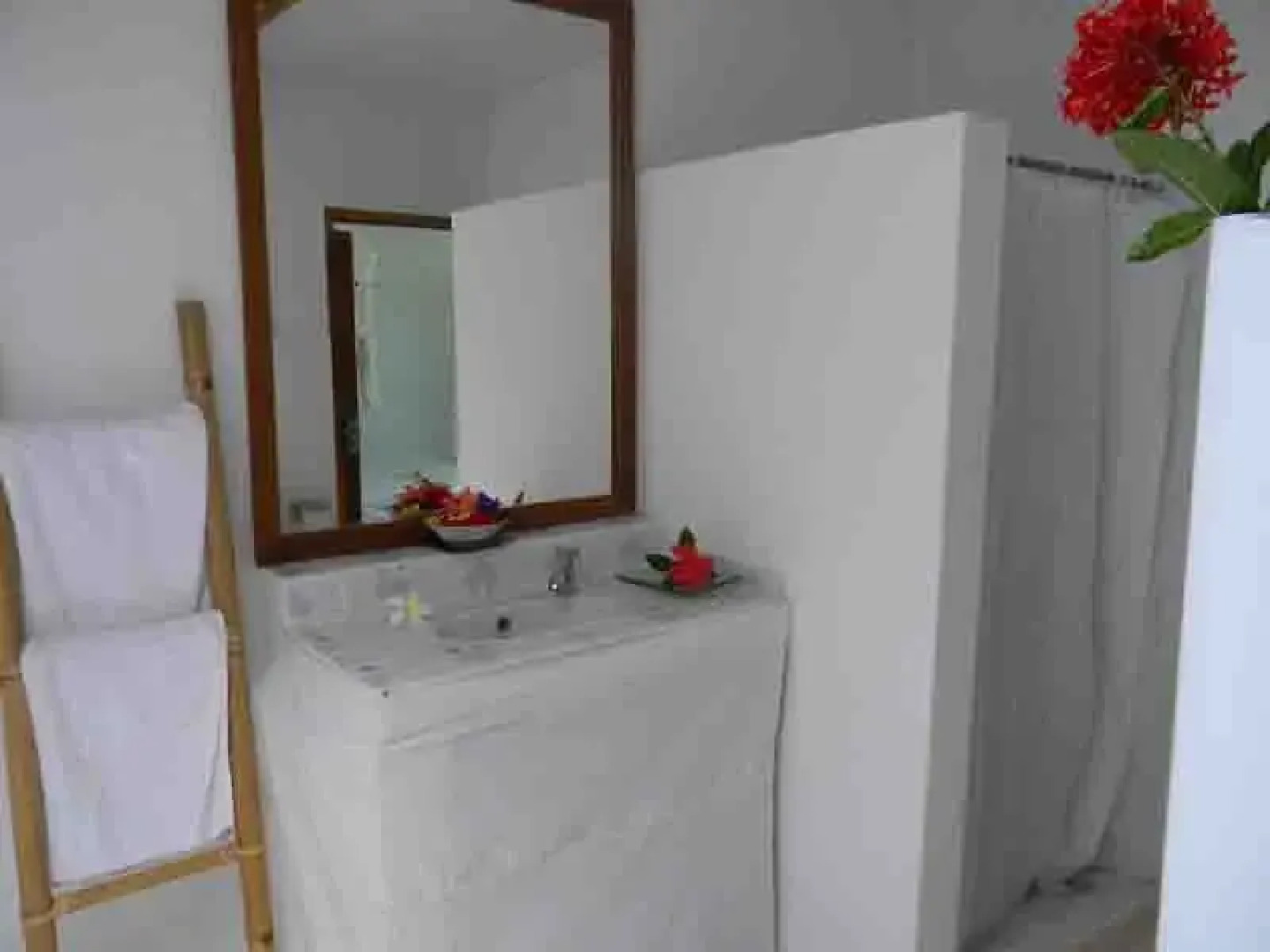 Mimpi Manis Air Sanih