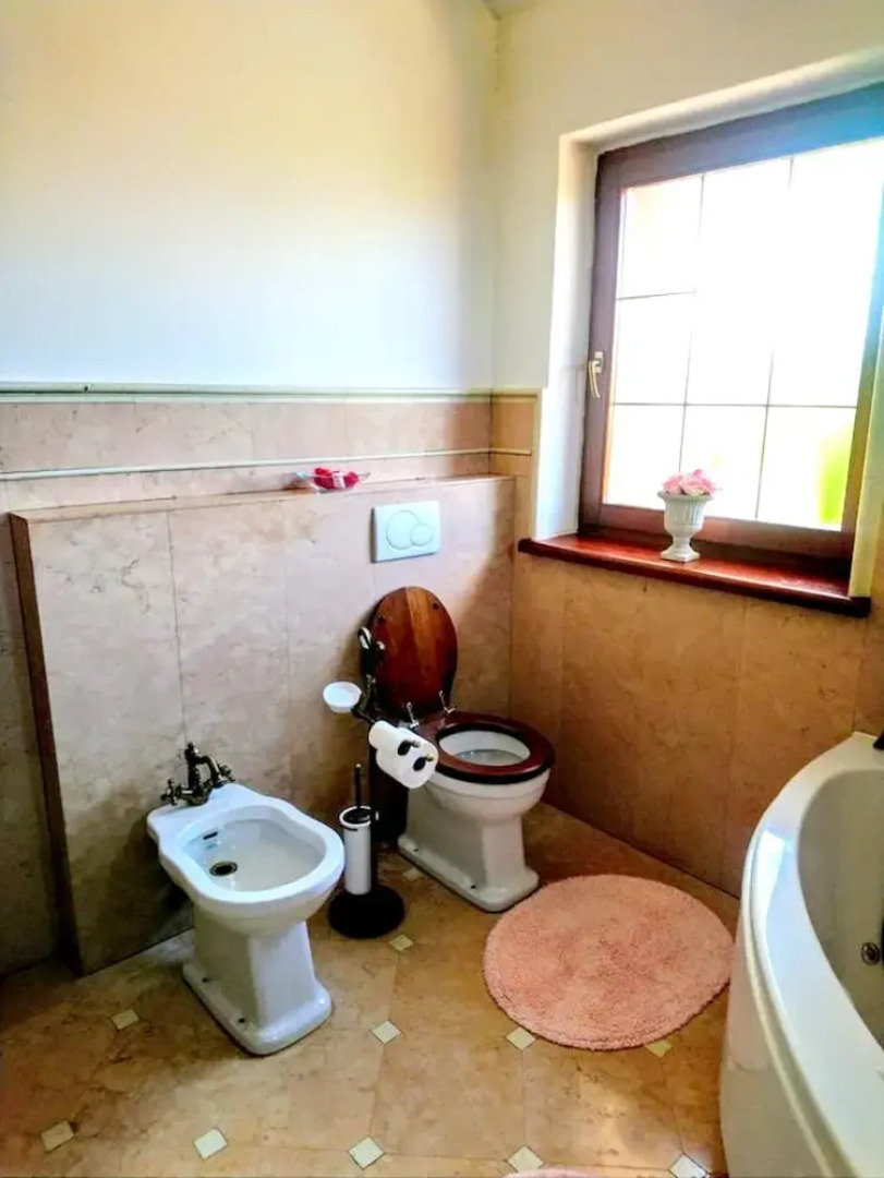 House With 3 Bedrooms in Šamorín, With Furnished Terrace and Wifi