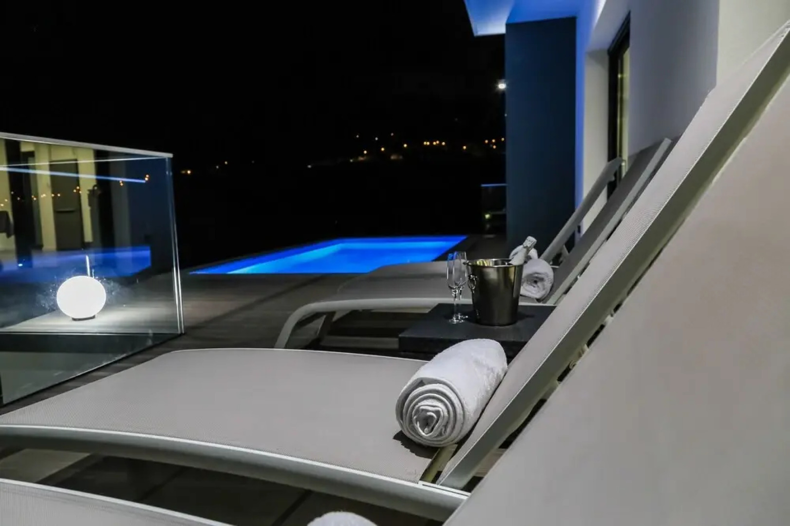 A&M House II Luxury Holidays Home