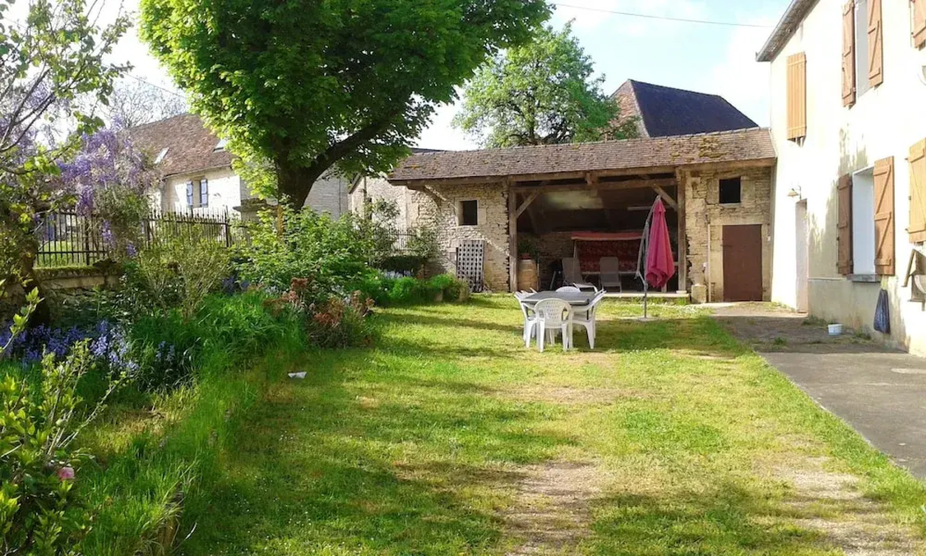 Property With 5 Bedrooms in Coulaures, With Private Pool, Enclosed Gar
