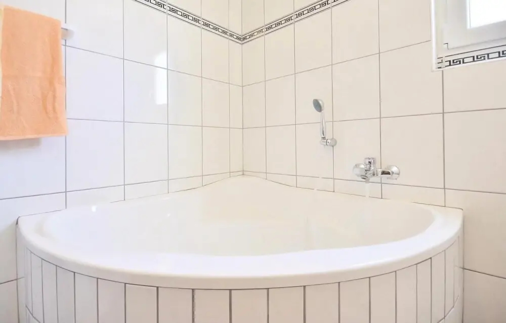 Stunning Home in Dugi Rat With Wifi and 1 Bedrooms