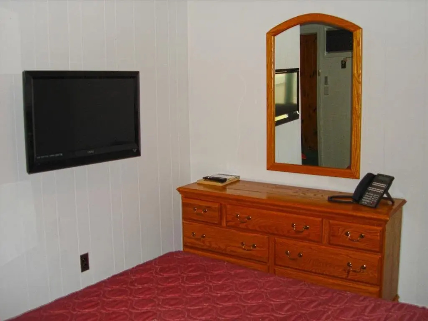 Copley LaReine Motel