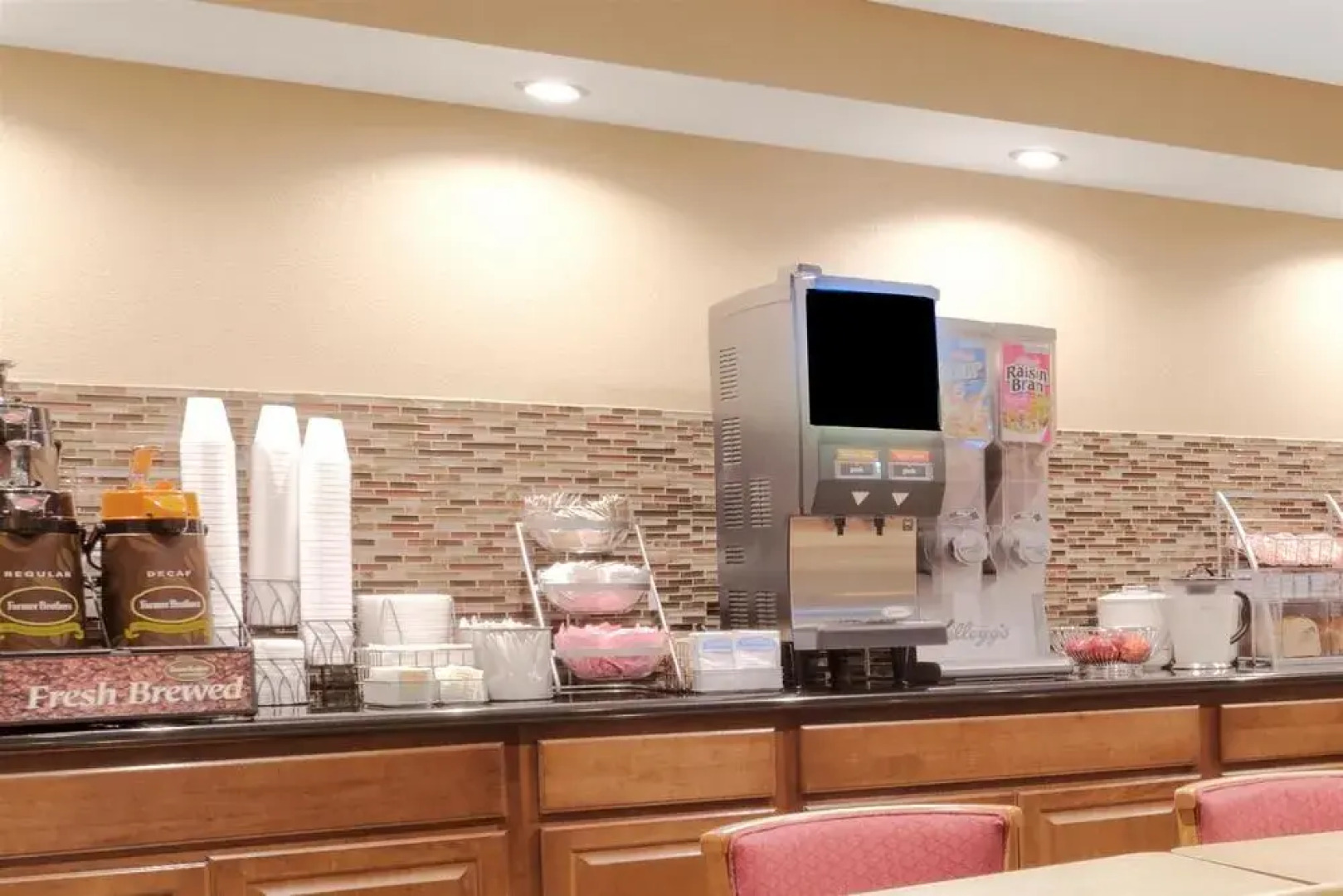 Super 8 Buttonwillow