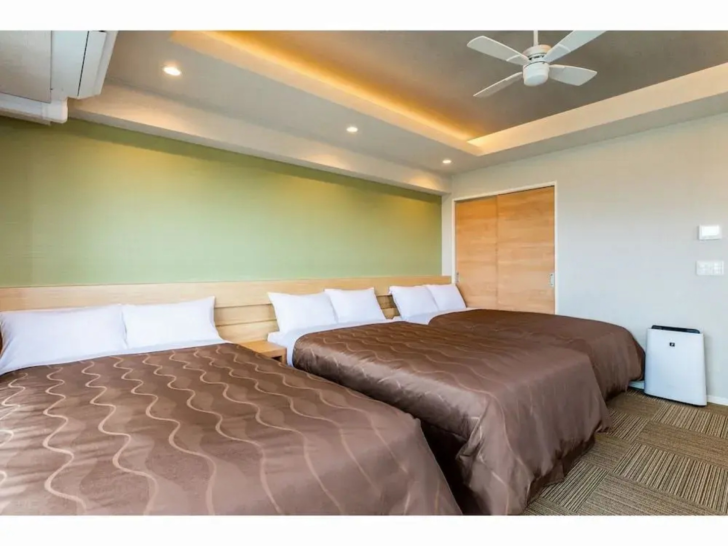 Yenn's Marina Inn Mercy