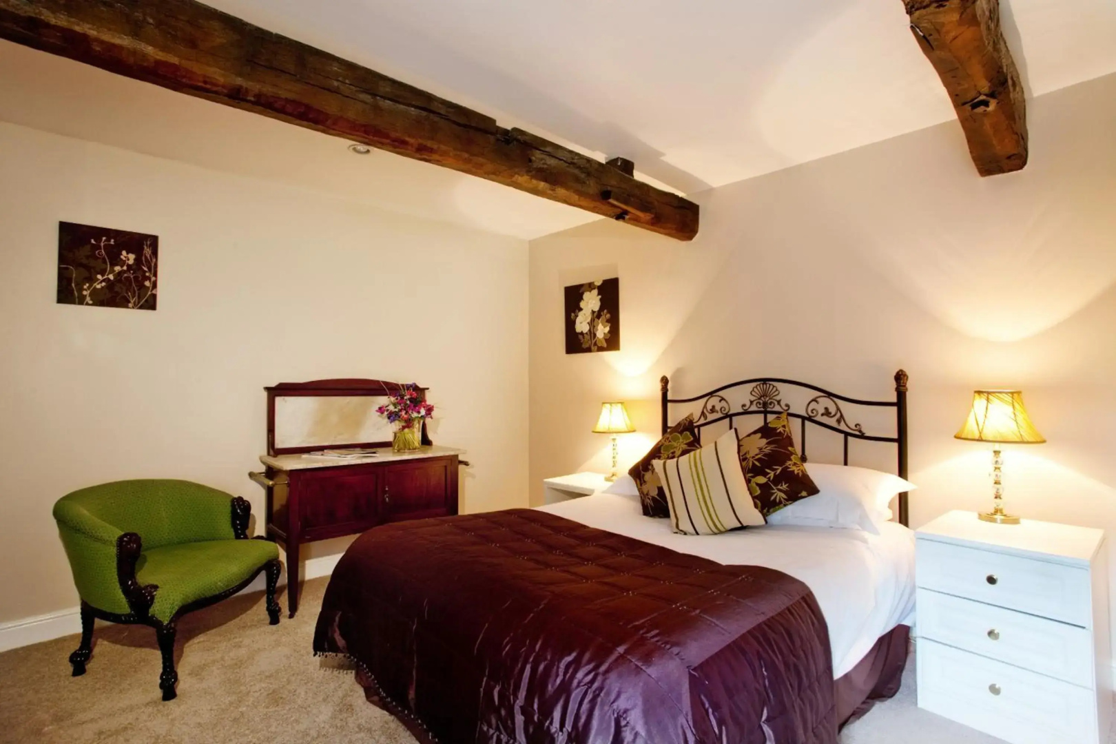 Waterton Park Hotel