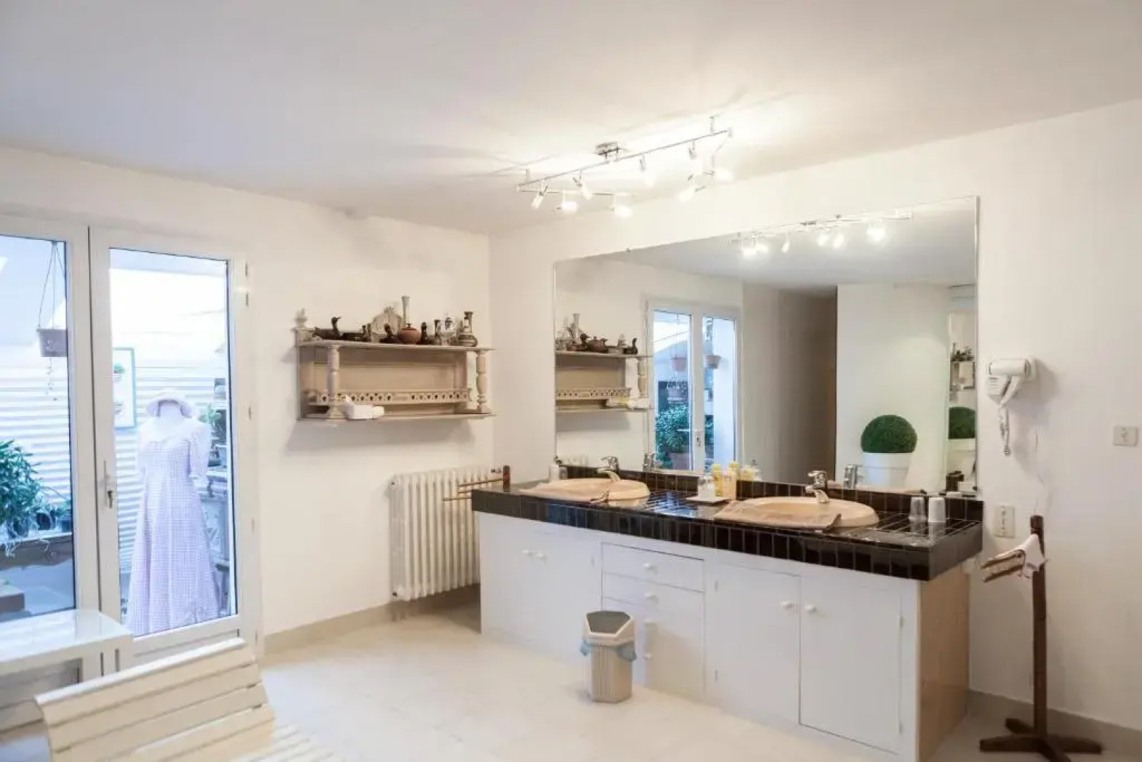 Chambres d'hôtes de charme au REFUGE DU PEINTRE prés de St Emilion