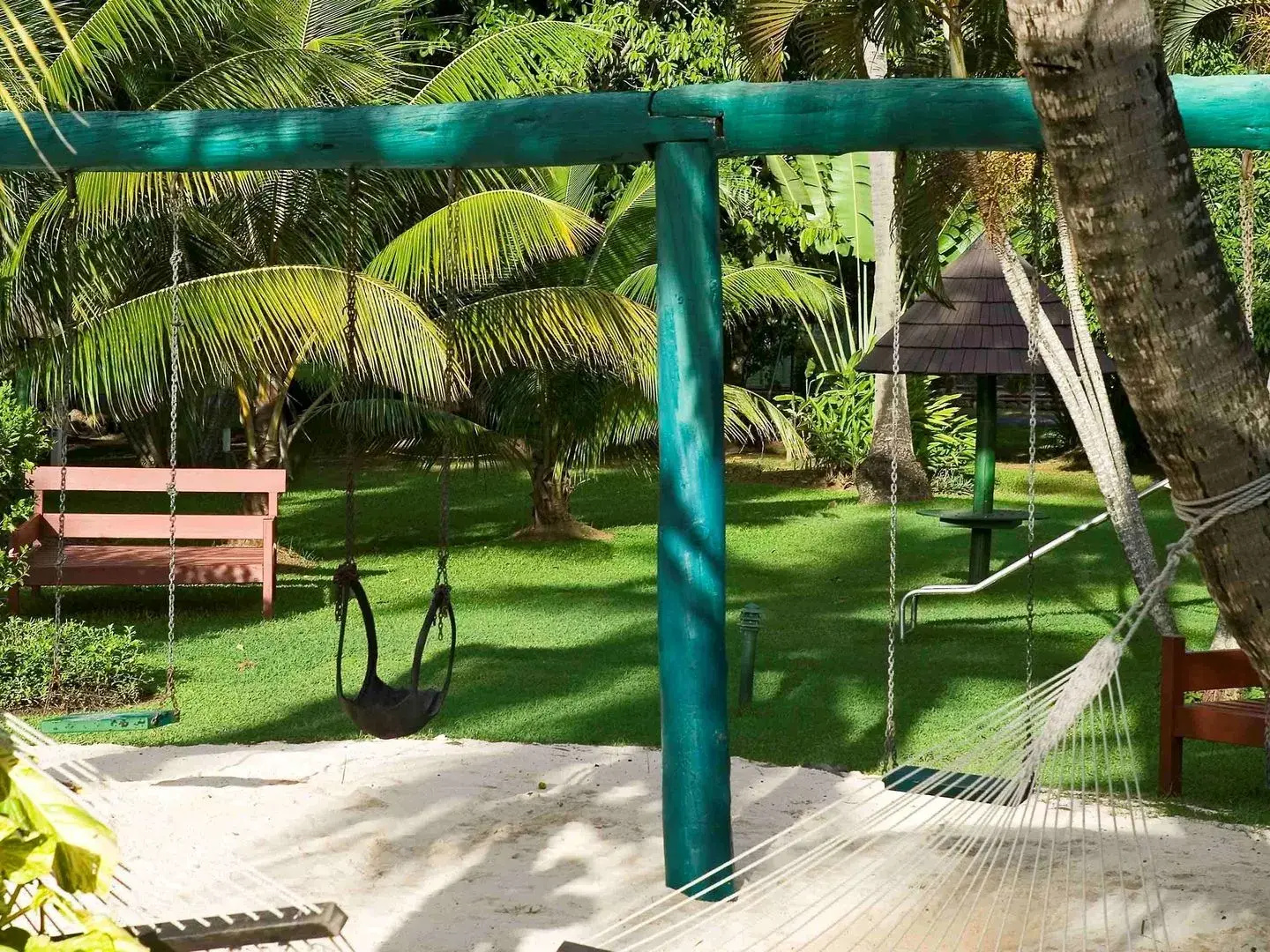 Mercure Nadi