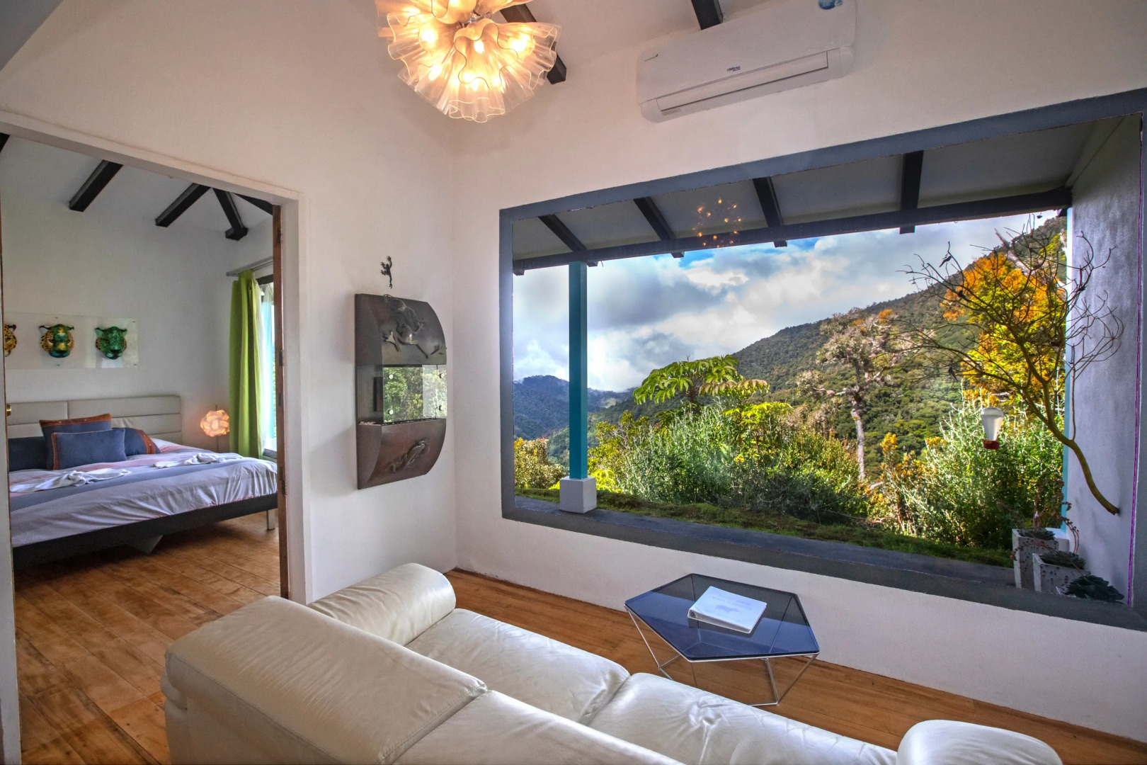 Dantica Cloud Forest Lodge