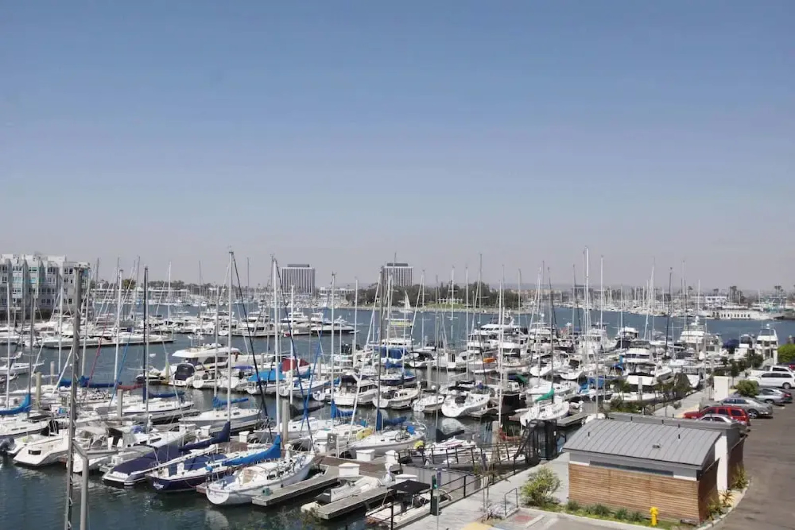 Waterfront Suites At Marina Del Rey