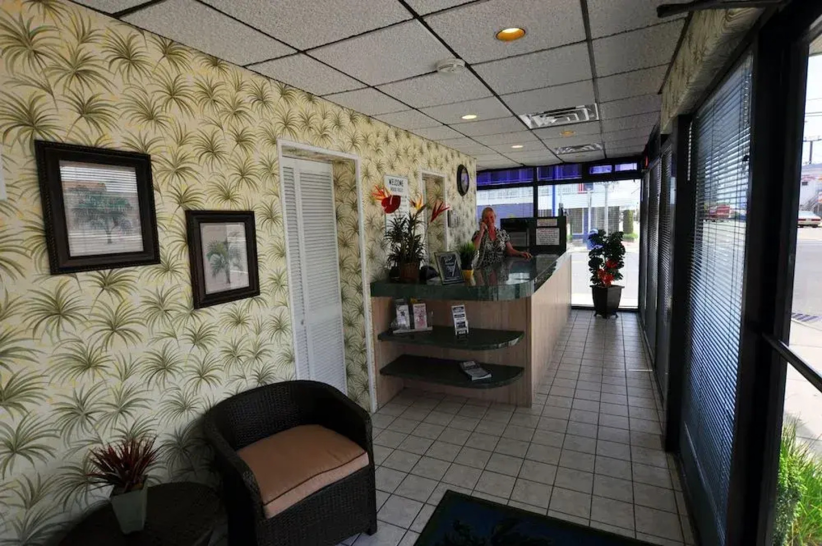 Riviera Resorts & Suites