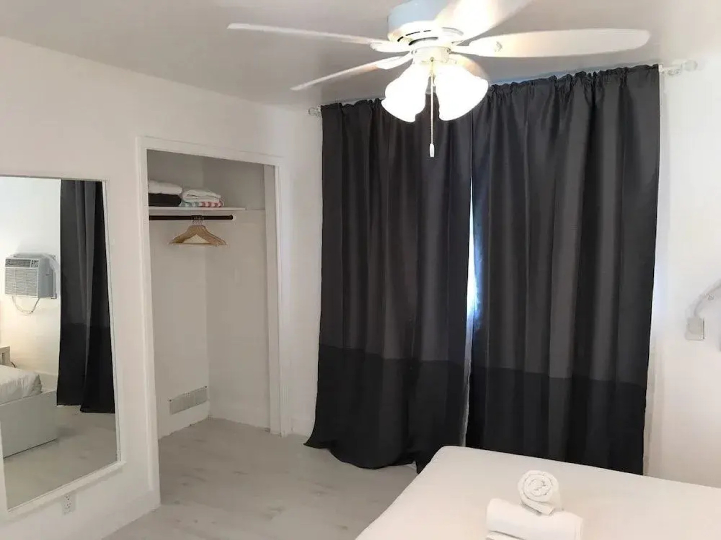 Hallandale Beach Apartments