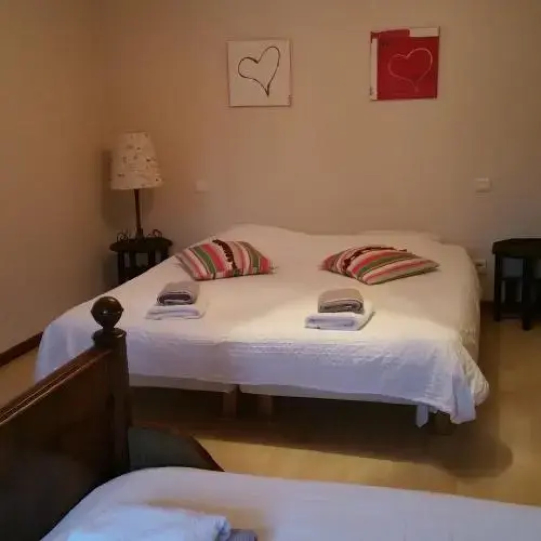 Chambres touristiques La Cour Des Hôtes