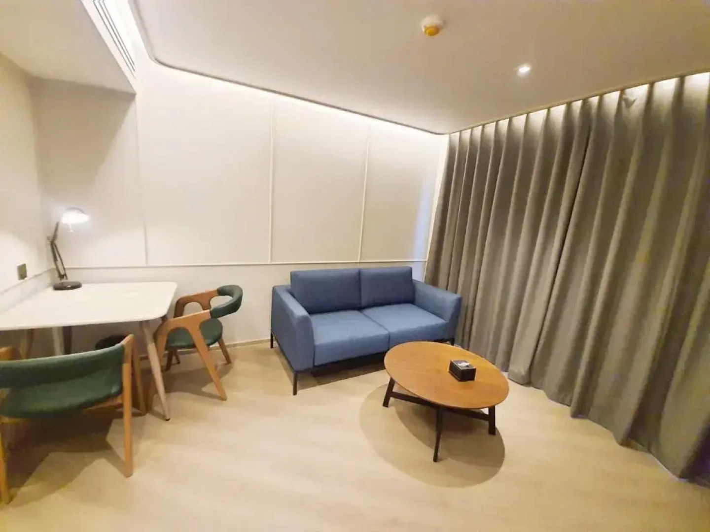 The Quart Ruamrudee by UHG