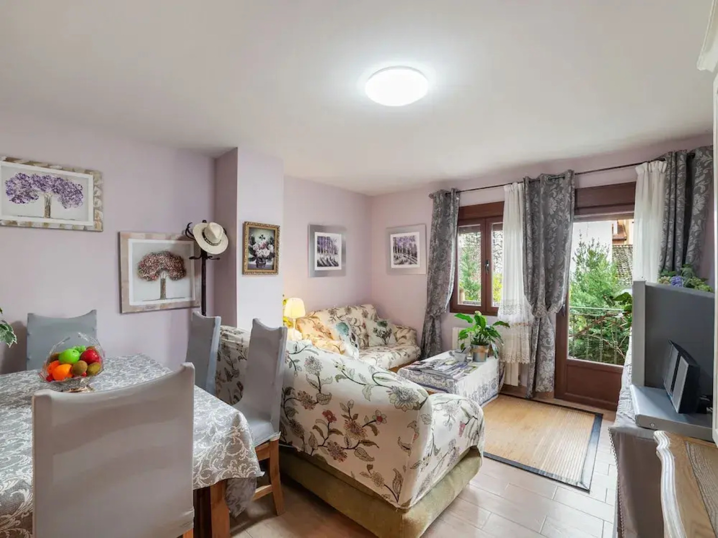 Stunning Mansion in Riaza With Balcony