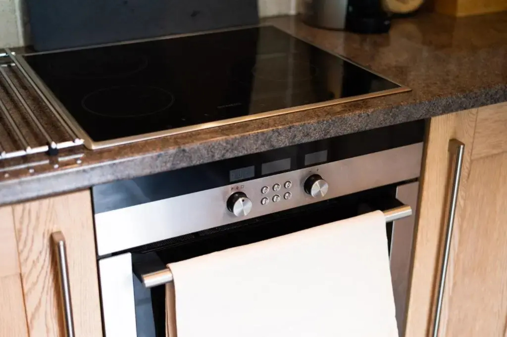 Cosy 2 bed - with relaxing garden!