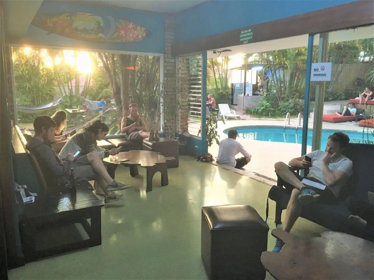 Costa Rica Backpackers - Hostel