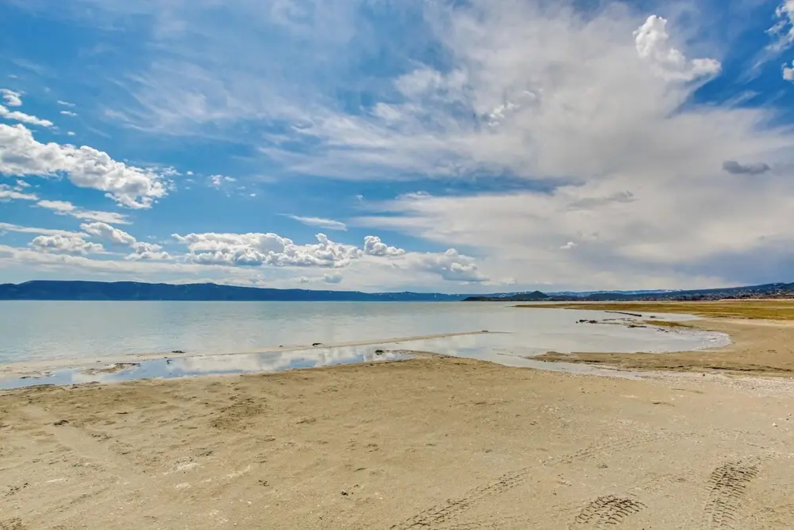 Garden City Vacation Rental: Walk to Bear Lake