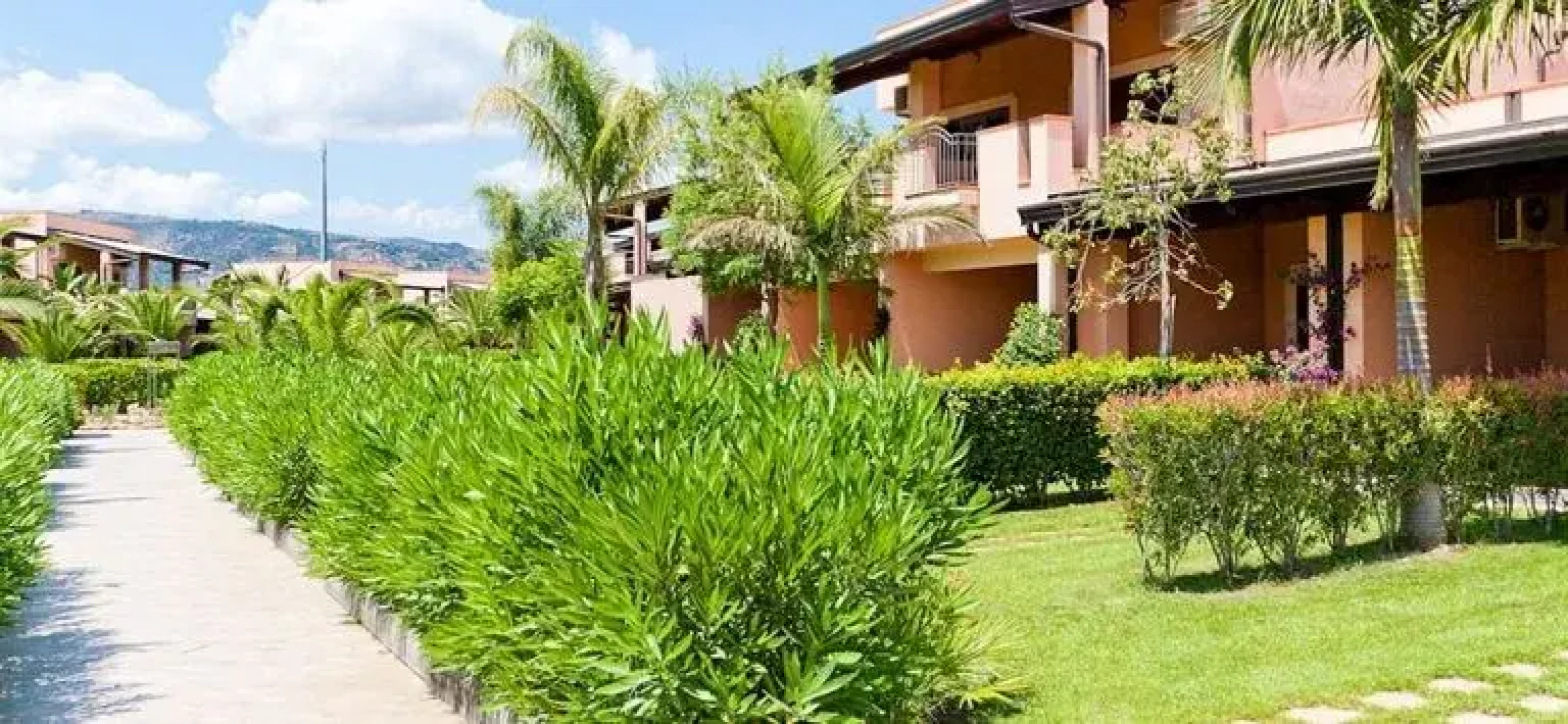 Tindari Resort & Marina Beach