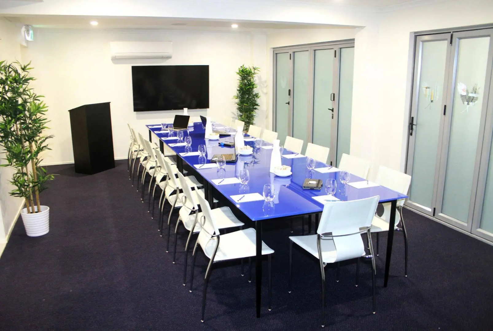 1770 Lagoons Central Apartment Resort