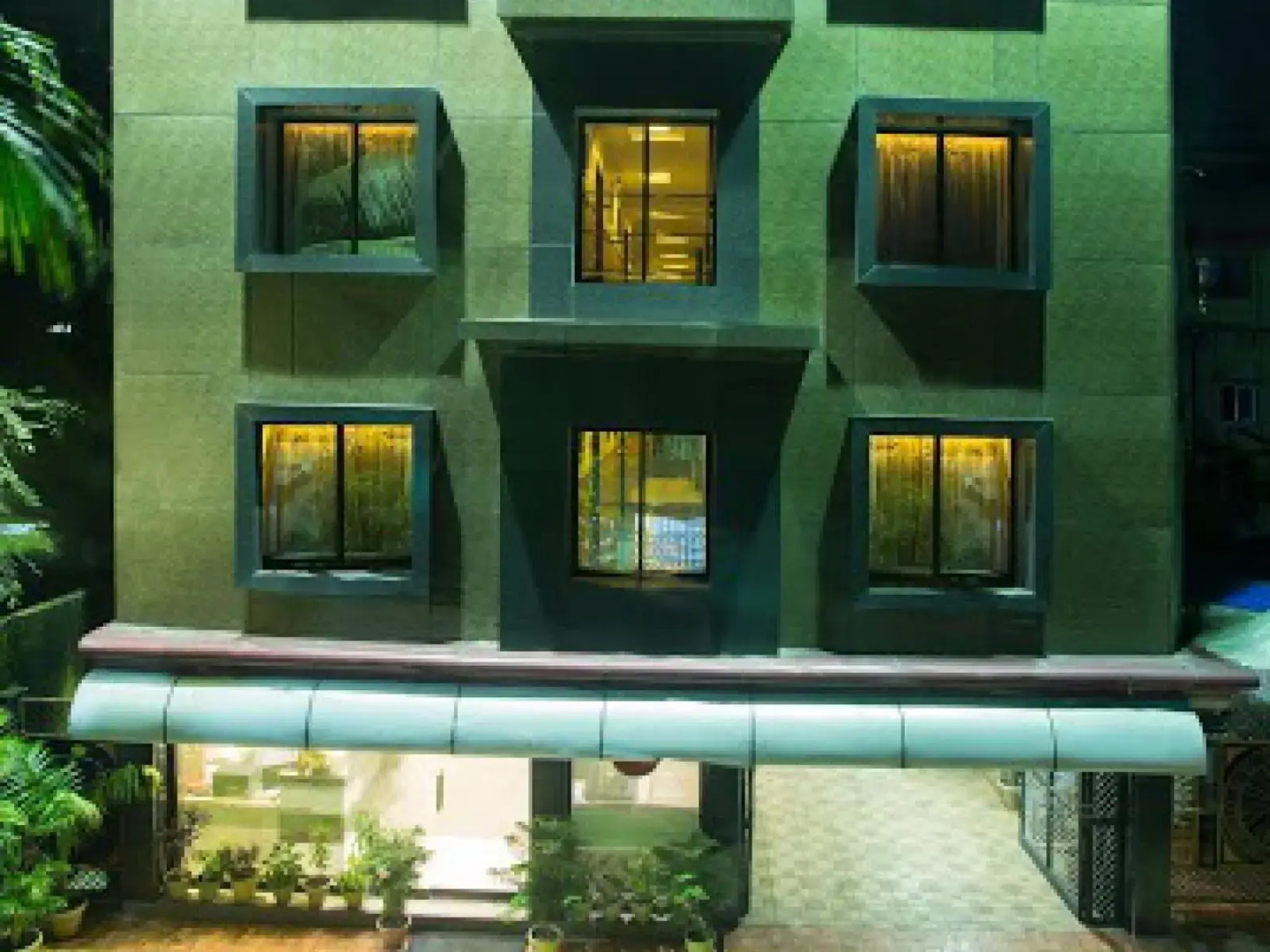 Jagjeet Balaji Inn