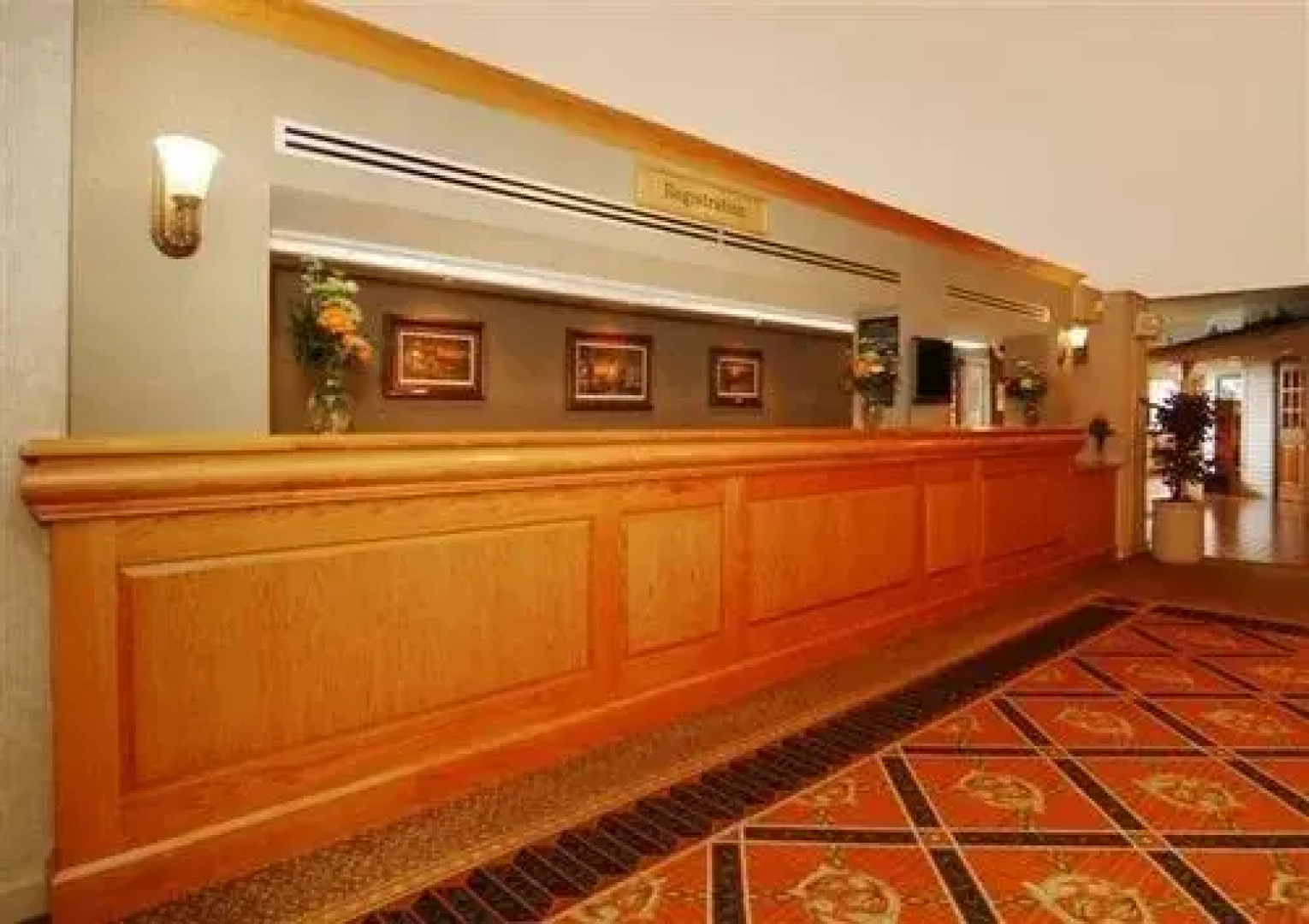 Ramada Williamsburg and Wasserbahn Waterpark