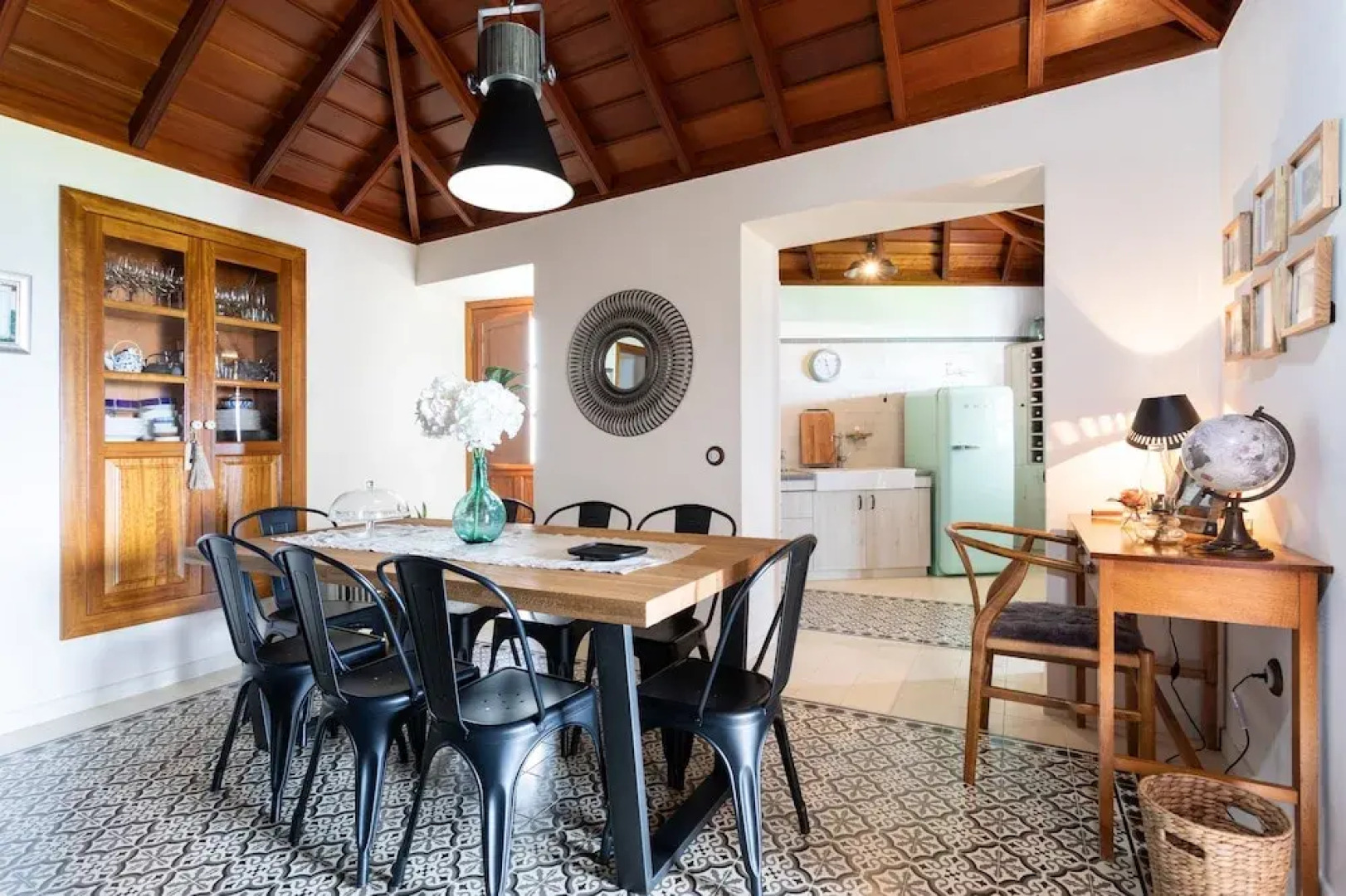 Homelike Luxury El Bebedero Sauces House