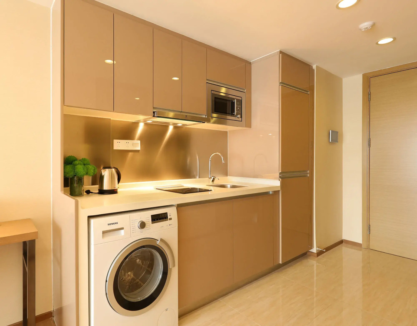 Yuwa Serviced ApartHotel