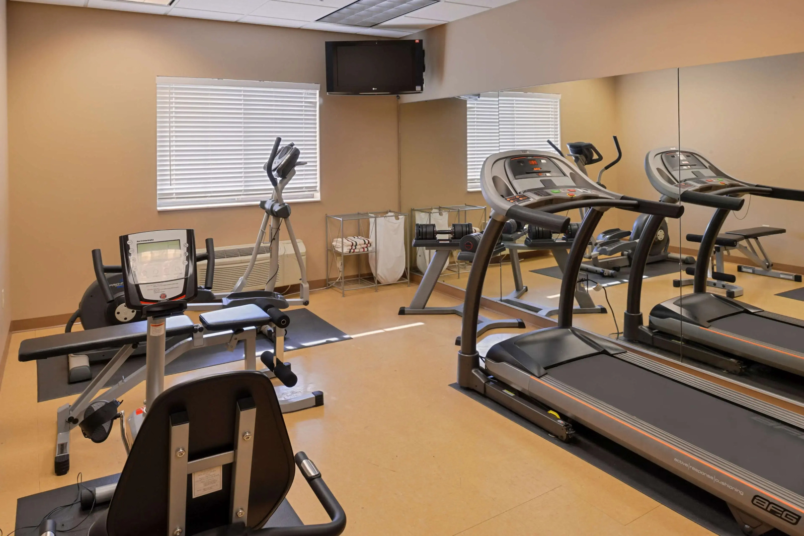 Country Hearth Inn & Suites Edwardsville St. Louis