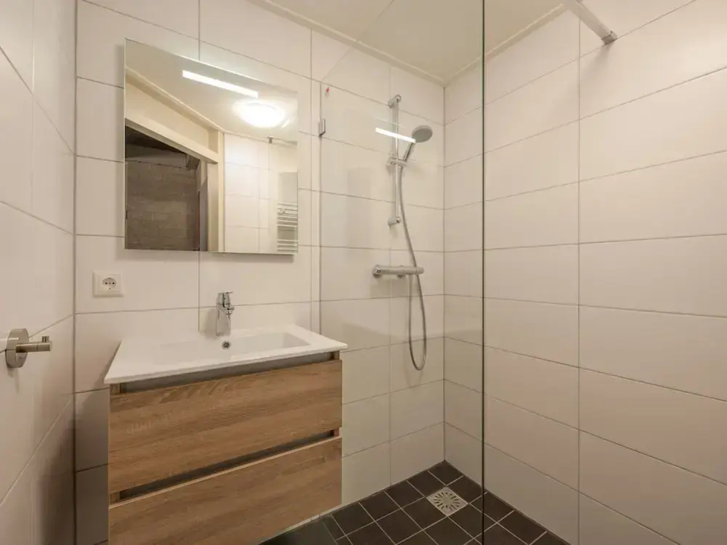 Restyled Bungalow with Dishwasher near Nature Reserve