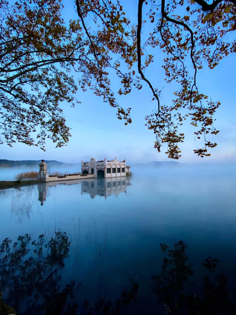 JASALPI único apartamento delante del Lago de Banyoles
