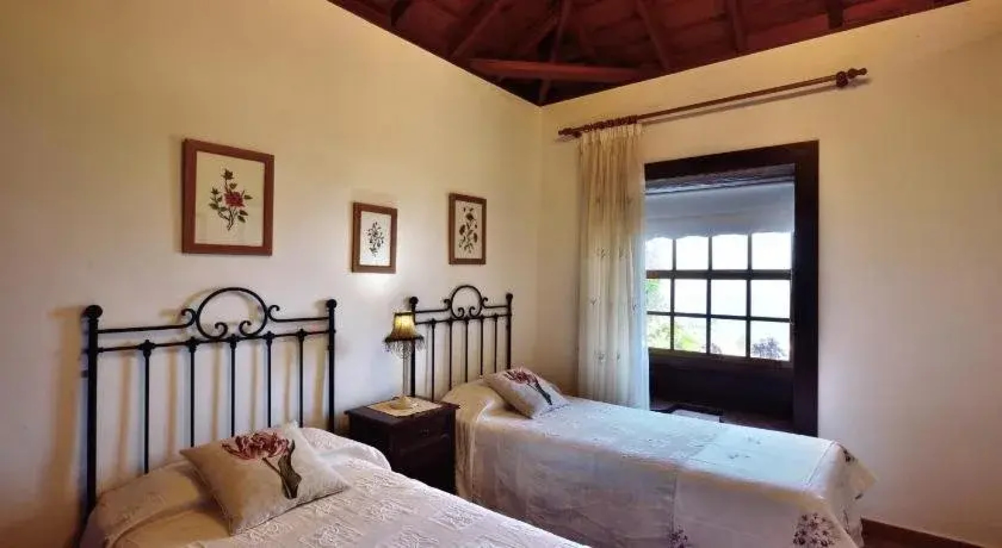 Corral de Payo El Lagar by Isla Bonita