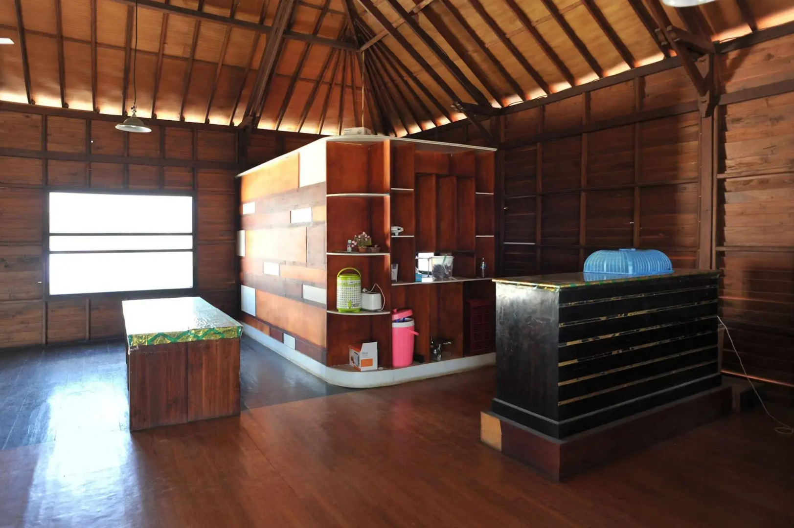 Airy Bandara El Tari Yupiter Satu Kupang