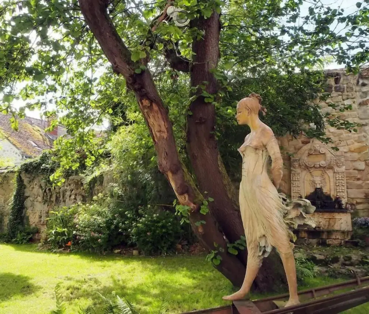 Besharat Gallery & Museum