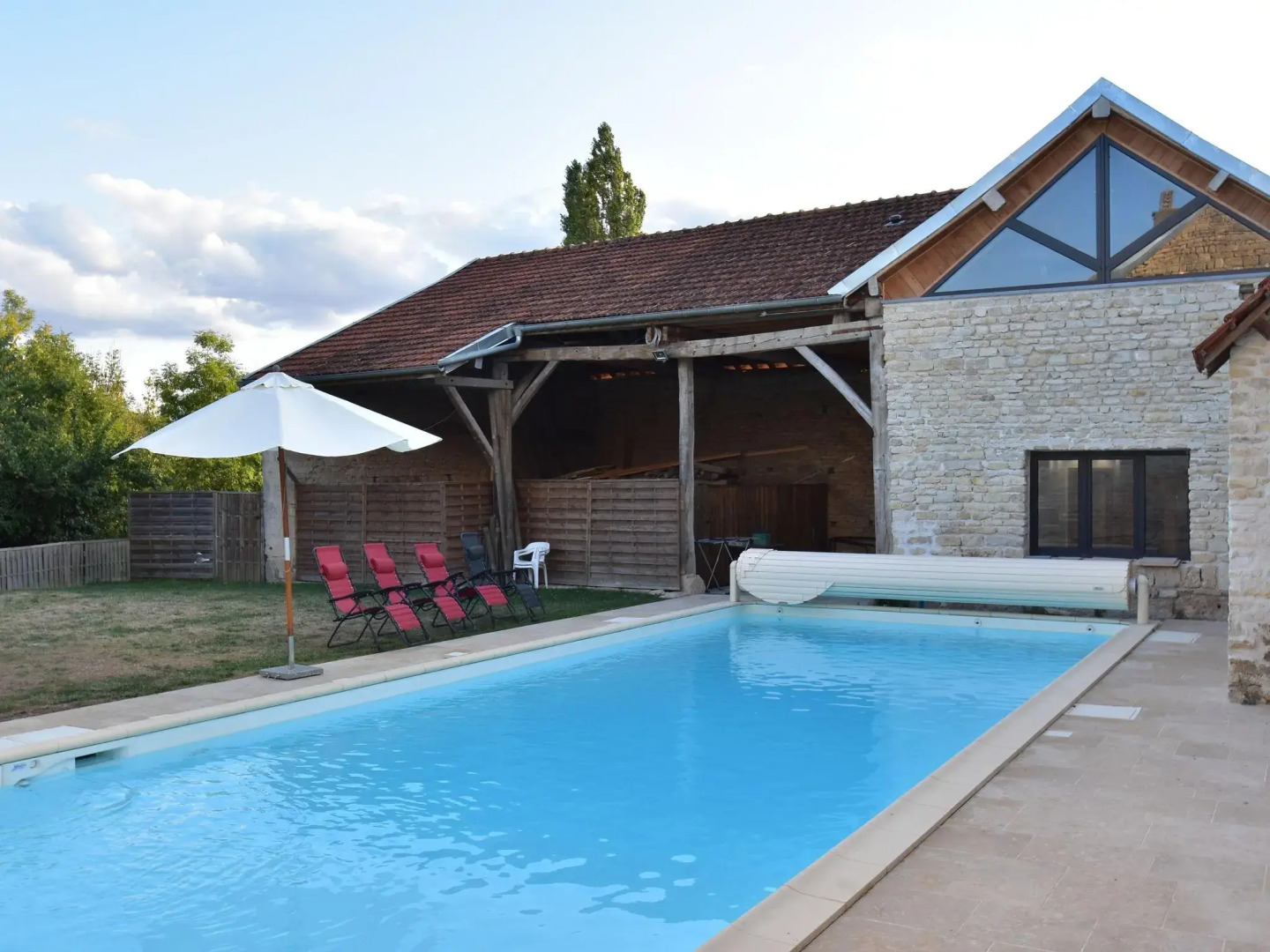 Authentic, renovated country house with private heated pool