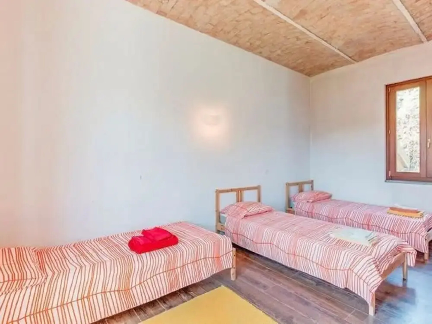 Captivating Holiday Home in Incisa Scapaccino With Pool