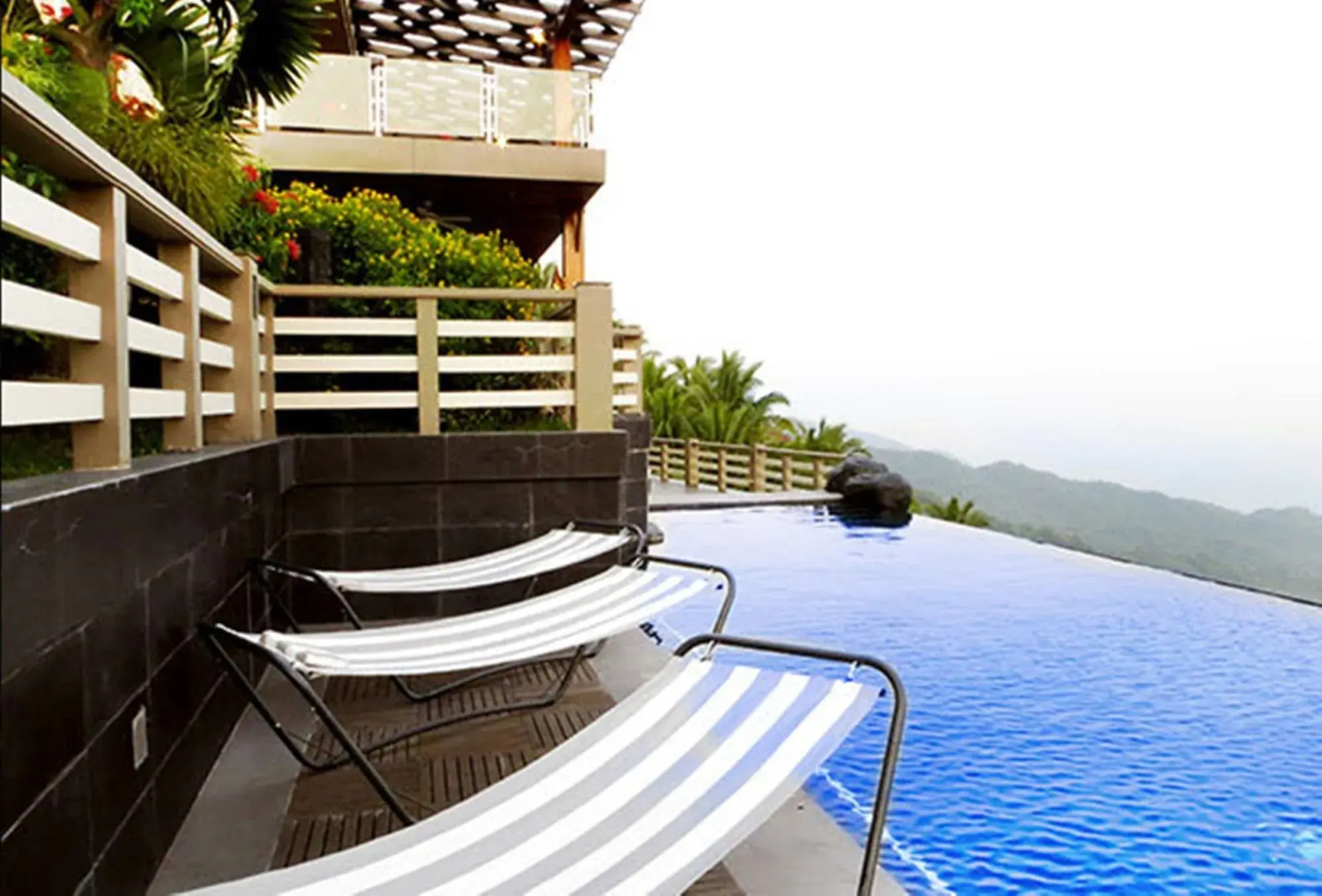 The Oriental Luxury Suites Tagaytay