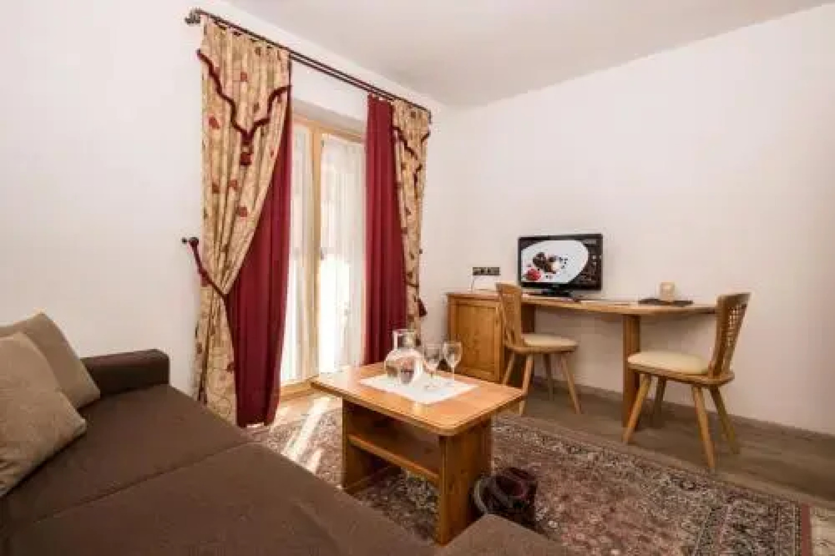 Отель Patriarch